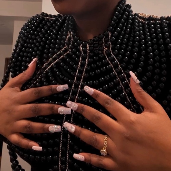 Luxurious black pearl body chain - Picture 6 of 6